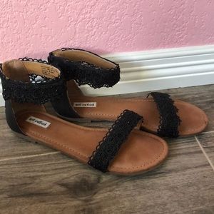 black lace sandals